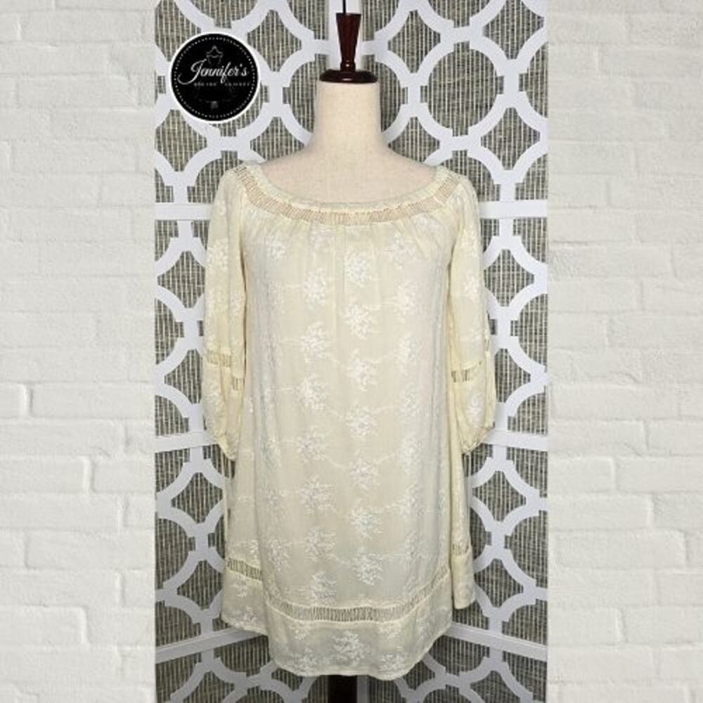 Astr Cream Off The Shoulder Floral Embroidered Ladder Trim Dress Size XS